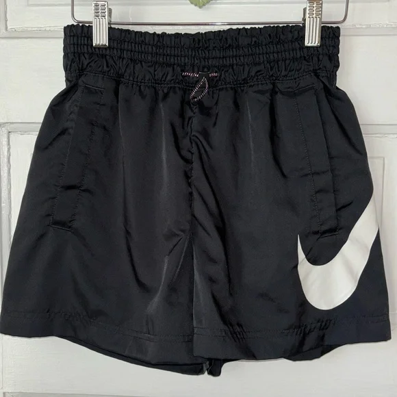 NIKE HIGH RISE SWOOSH RUNNING SHORTS - Picture 2 of 11